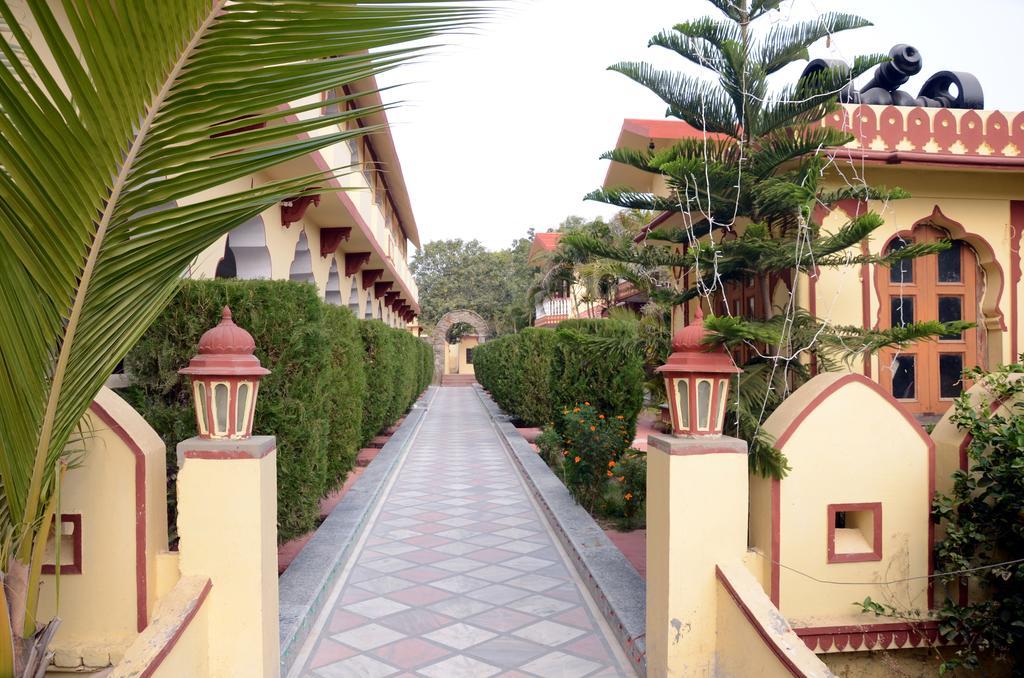 פושקאר Sajjan Bagh Resort מראה חיצוני תמונה